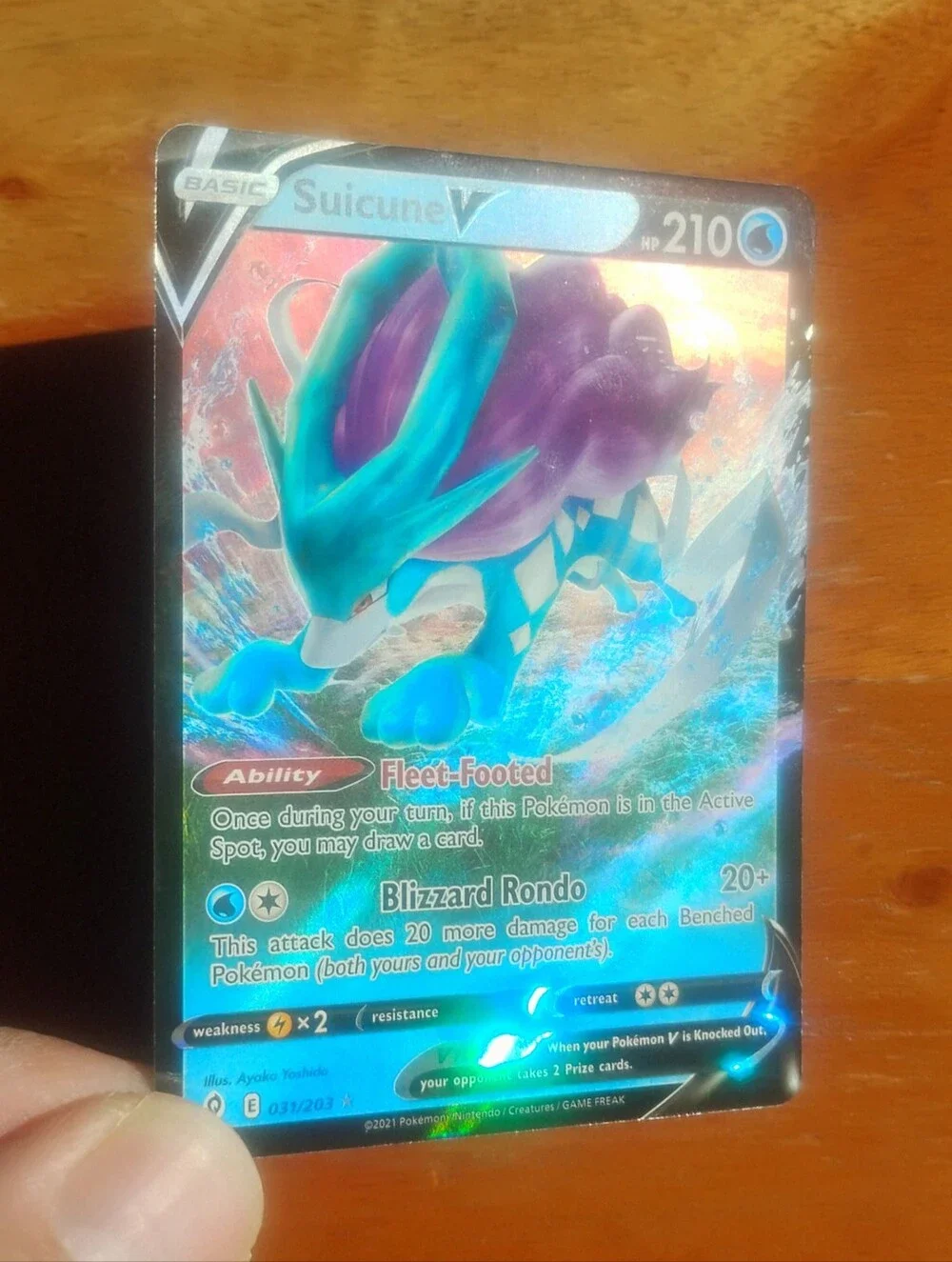 Mint 2021 Holo Ultra Rare Full Art Suicine V 031/203 Evolving Skies Pokemon Card
